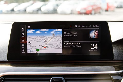 BMW 5 Series 520D XDRIVE SE TOURING 16