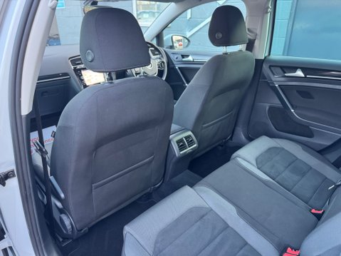 Volkswagen Golf GT TDI BLUEMOTION TECHNOLOGY 29