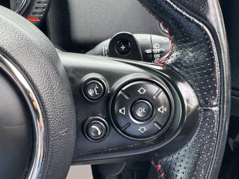 Mini Countryman 2.0 Cooper SD Auto ALL4 Euro 6 (s/s) 5dr 37