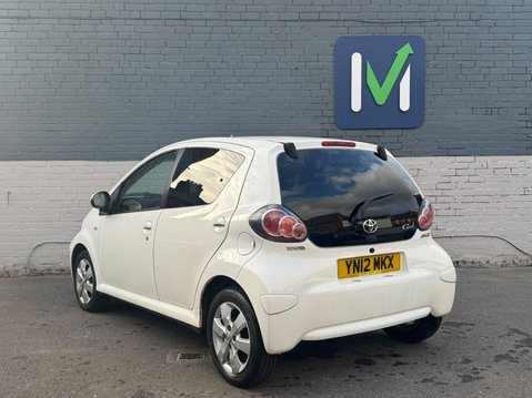 Toyota Aygo 1.0 VVT-i Go Euro 5 5dr 4