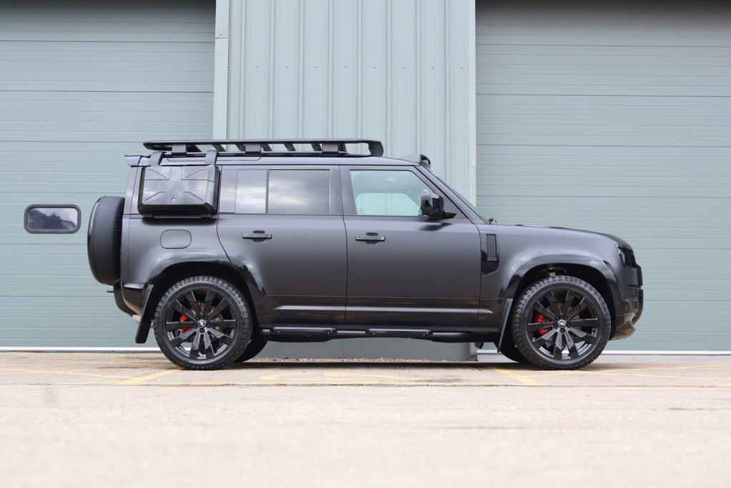 Land Rover Defender 110 2026 HARD TOP D250 X-DYNAMIC  PPF WORLD TOUR REAR SEATS HUGE SPEND  4