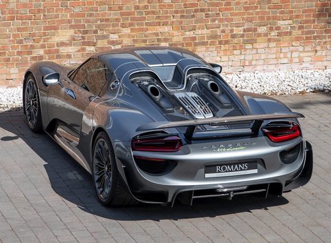 Porsche 918 Spyder 10
