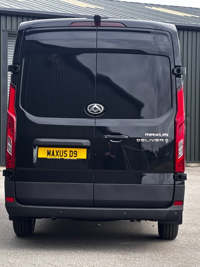 MAXUS DELIVER9