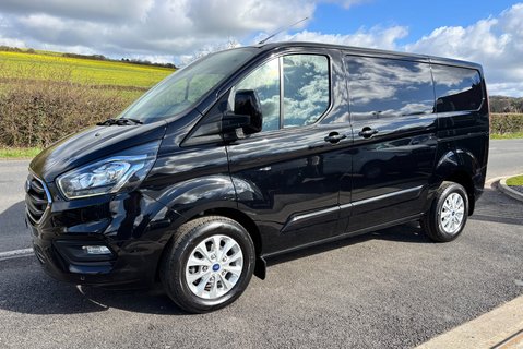 Ford Transit Custom 280 L1 130 ps Limited Panel Van 1