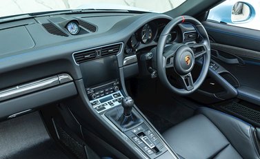 Porsche 911 (991.2) Speedster 18