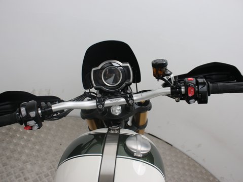 Triumph Scrambler 1200 SCRAMBLER 1200 XE 15