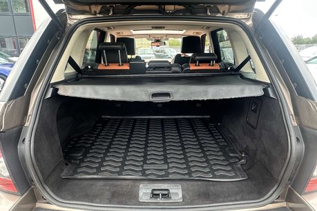Land Rover Range Rover Sport 3.0 SD V6 Autobiography Sport SUV 5dr Diesel Auto 4WD Euro 5 (255 bhp) 49