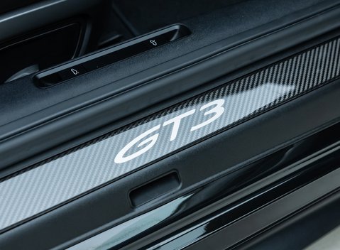 Porsche 911 GT3 Touring (992) 26