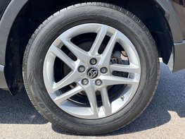 Toyota C-HR 1.8 C-HR Icon HEV CVT 5dr 13