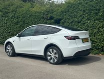 Tesla Model Y (Dual Motor) Long Range SUV 5dr Electric Auto 4WDE (384 bhp) 9