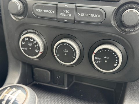 Mazda MX-5 2.0i Miyako Roadster Euro 4 2dr 12