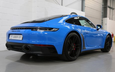 Porsche 911 Carrera GTS - Rear-Axle Steering, 18-Way Seats, Panoramic Roof and More 5