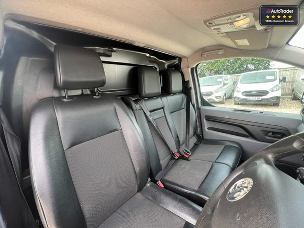 Vauxhall Vivaro LWB L2H1 Low Roof Sportive 2700 Air Con Sensors EURO 6 NO VAT 29