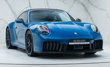 Porsche 911 Carrera 4 GTS (992.2) 9