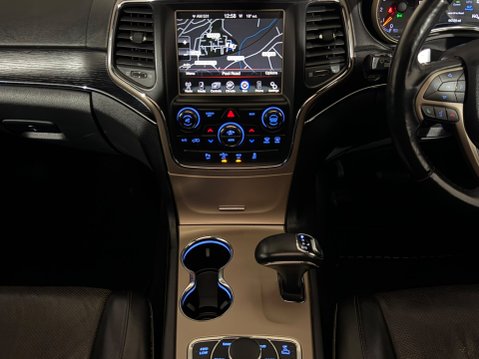 Jeep Grand Cherokee V6 CRD SUMMIT 14