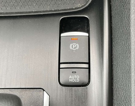 Nissan Qashqai 1.3 Qashqai Acenta Premium T MHEV CVT 5dr 56