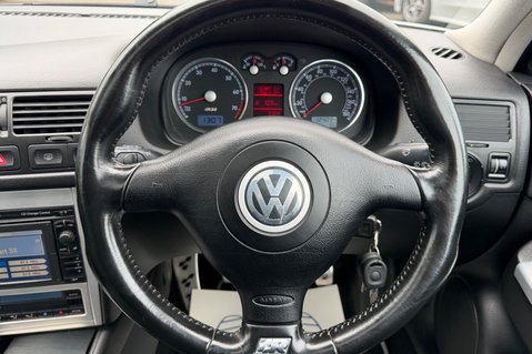 Volkswagen Golf R32 - STUNNING CAR - £15K SPENT ON RECENT RESTO -NEW CLUTCH -NEW MOT 9