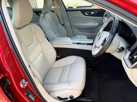 Volvo V60 2.0 D4 Momentum Pro Auto Euro 6 (s/s) 5dr 21