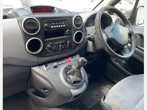 Peugeot Partner 1.6 HDi 625 Professional Panel Van 4dr Diesel Manual L1 (133 g/km, 75 bhp) 35