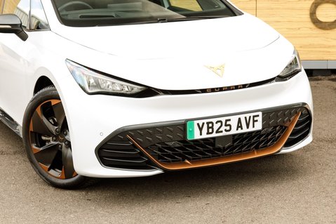 Cupra Born V2 11