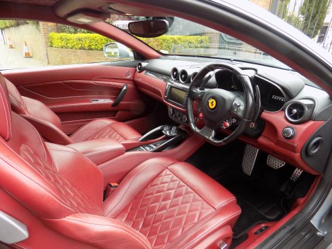 Ferrari FF V12 F1 1
