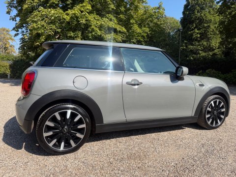 Mini Hatch 1.5 One Classic Euro 6 (s/s) 3dr 9
