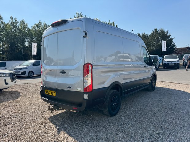 Ford Transit MWB L2H2 Medium Roof Trail 350 Air Con Alloys Sensors Cam Tow Bar EURO 6 6