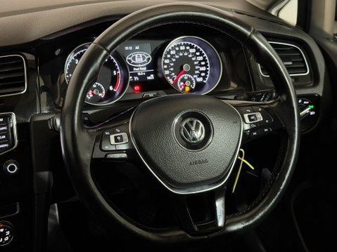 Volkswagen Golf GT TDI BLUEMOTION TECHNOLOGY 13