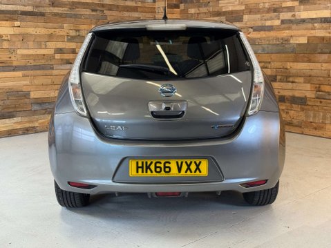 Nissan LEAF 30kWh Tekna Hatchback 5dr Electric Auto (109 bhp) 