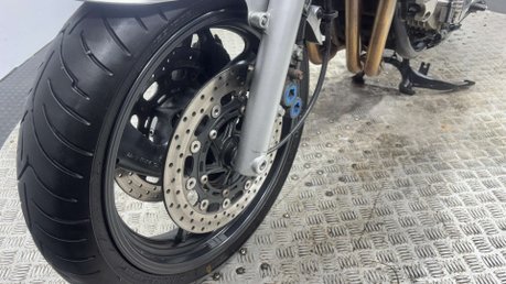 Yamaha XJR1300 2001 37K 1 OWNER NEW MOT SERVICED MUSCLE BIKE 1300CC 17