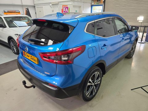 Nissan Qashqai 1.6 DIG-T N-Connecta Euro 6 (s/s) 5dr 2