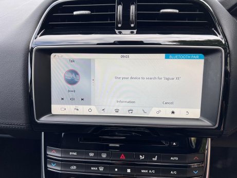 Jaguar XE 2.0i Portfolio Auto AWD Euro 6 (s/s) 4dr 72