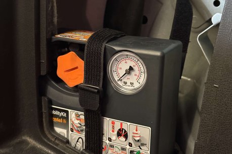 Nissan LEAF 24kWh Visia Hatchback 5dr Electric Auto (107 bhp) 50