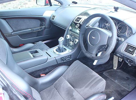 Aston Martin V12 Vantage 7