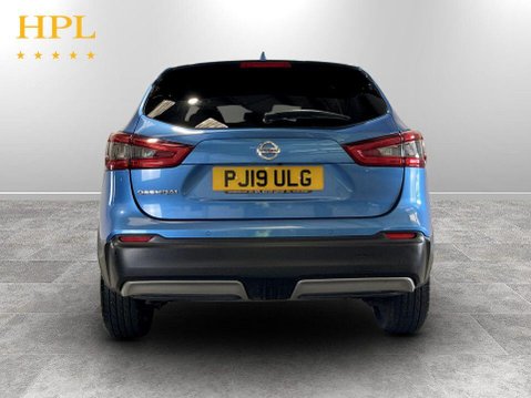 Nissan Qashqai 1.3 DIG-T Tekna SUV 5dr Petrol Manual Euro 6 (s/s) (140 ps) 6