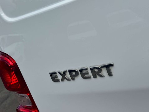 Peugeot Expert 1.5 BlueHDi 1000 Professional Premium Standard Panel Van 6dr Diesel Manual 11