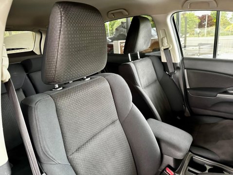 Honda CR-V 1.6 i-DTEC SE Plus Navi Euro 6 (s/s) 5dr 39