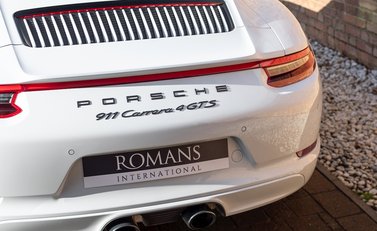 Porsche 911 (991.2) Carrera 4 GTS 'British Legends E 28