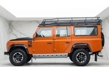 Land Rover Defender 110 Adventure Edition 3