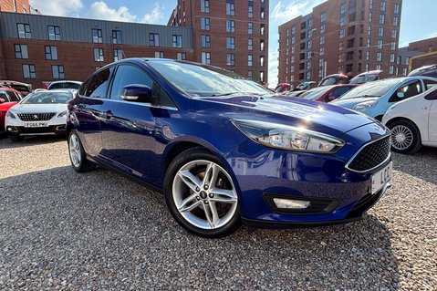 Ford Focus ZETEC 125BHP…1 PREVIOUS OWNER.. 8 MAIN DEALER SERVICES.. SAT NAV..BLUETOOTH 1