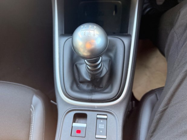 Jeep Avenger SUMMIT 32
