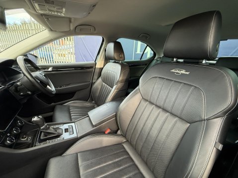 Skoda Superb 2.0 TSI Laurin & Klement Hatchback 5dr Petrol DSG Euro 6 (s/s) (190 ps) 27