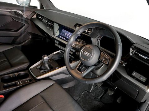 Audi A3 2.0 TDI 30 Sport Sportback 5dr Diesel Manual Euro 6 (s/s) (116 ps) 1 Owner 12