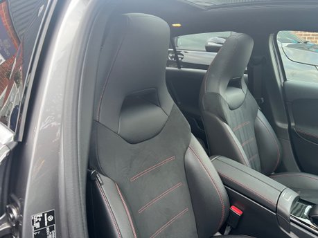 Mercedes-Benz A Class A 180 D AMG LINE PREMIUM PLUS 22