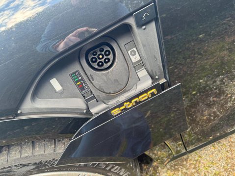 Audi E-Tron QUATTRO S LINE 27