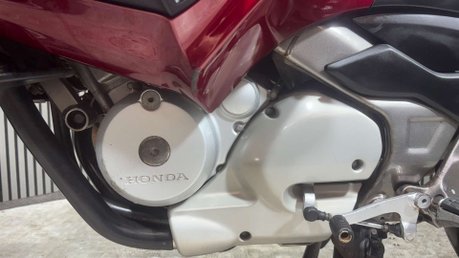 Honda NT700V Deauville ABS CBS 700 2010 32K VERY CLEAN TOURER LONG MOT LUGGAGE 15
