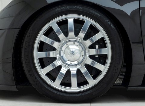 Bugatti Veyron 16.4 8