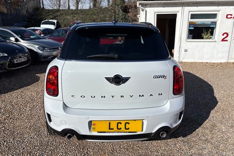 Mini Countryman COOPER S ALL4.. 7 MAIN DEALER SERVICES.. CHILLI 2 & MEDIA PACK.. 1 PREVIOUS 20