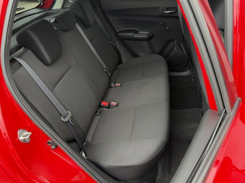 Suzuki Swift 1.2 Dualjet 83 12V Hybrid SZ-L 5dr 35