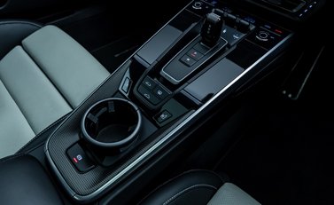 Porsche 911 Turbo S 20